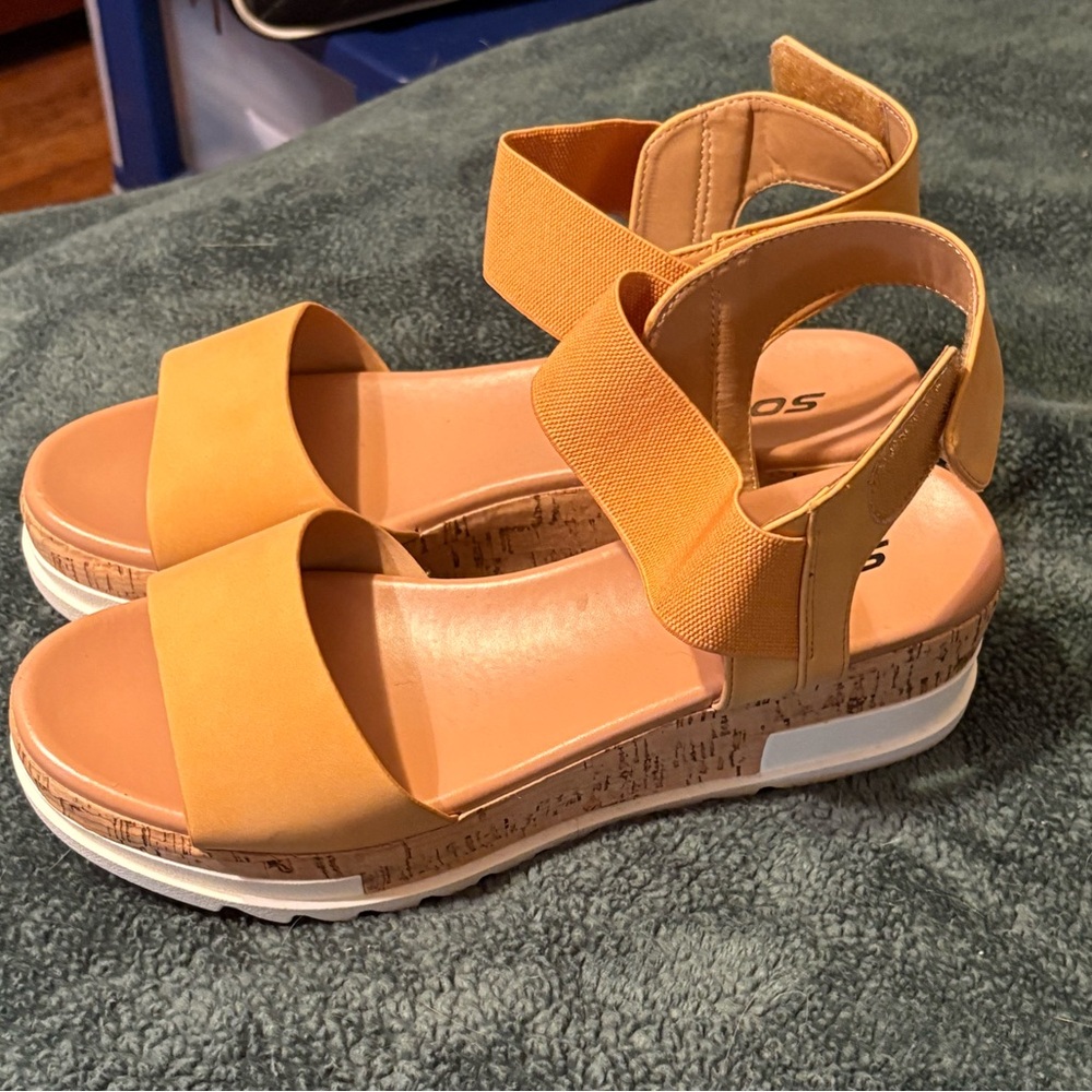 NWOT Yellow Sandals - Soda Brand